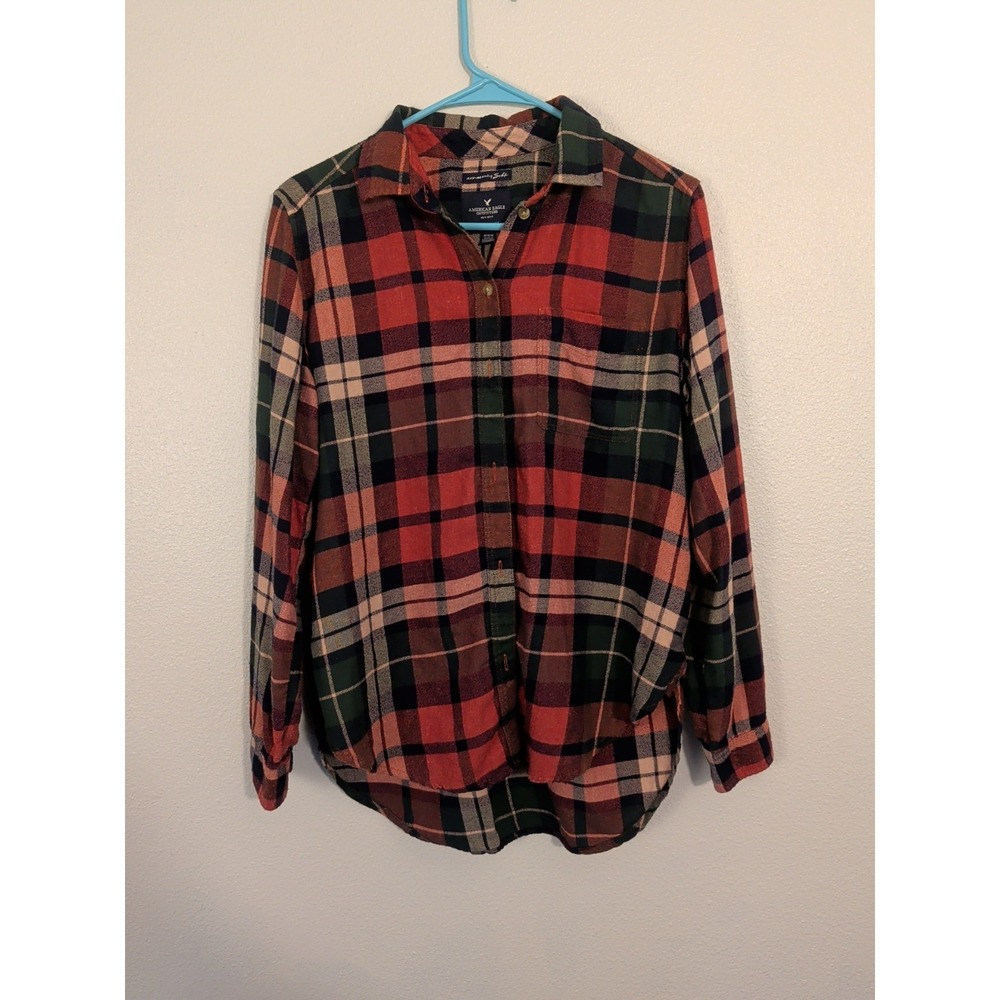 American Eagle Outfitters Women's Long Sleeve Flannel Plaid Size Medium Soft